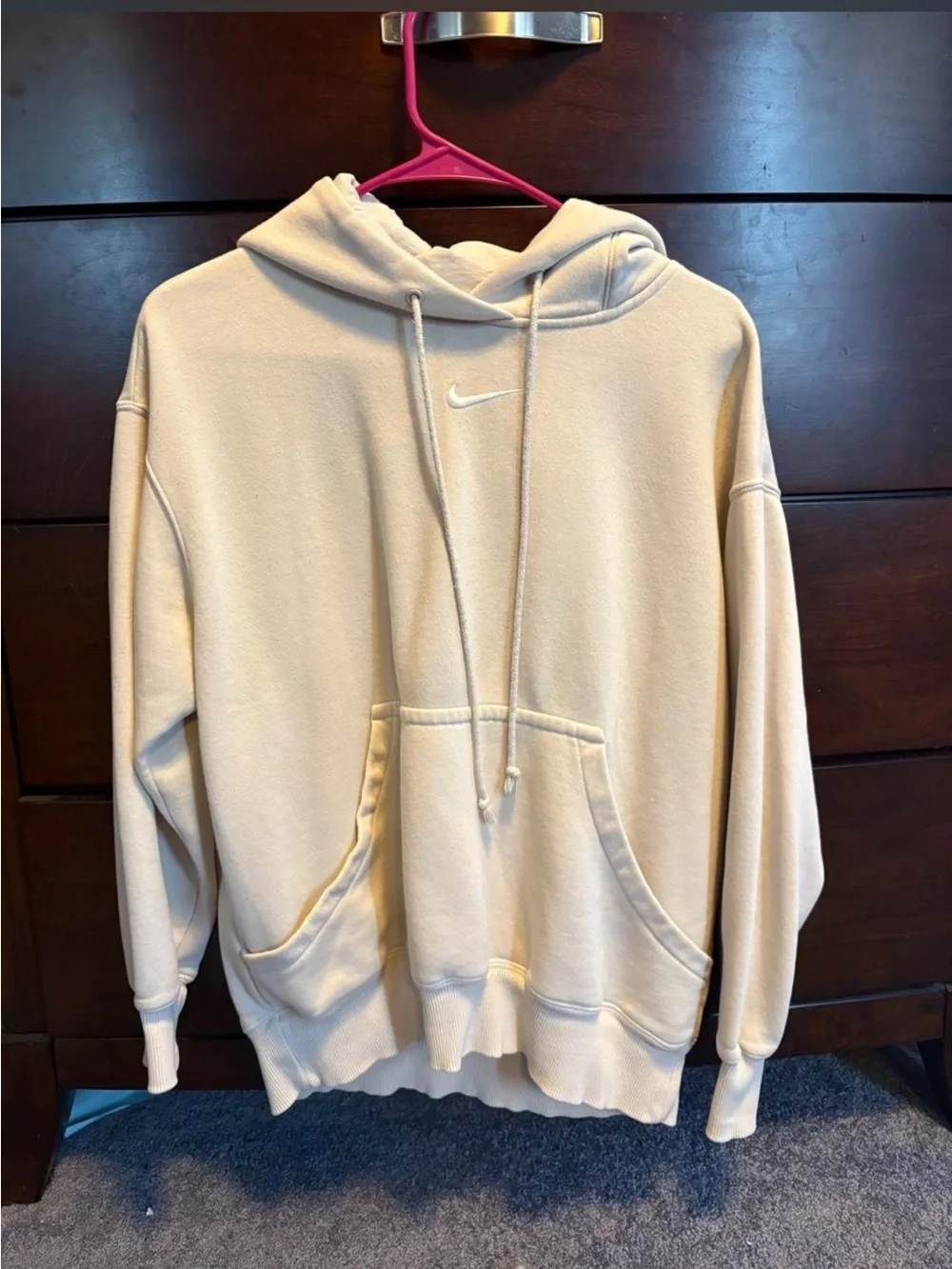 Nike Cream Women's Pullover Hoodie